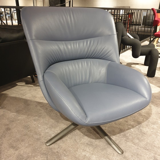 Image 1 of Poltrona Hilco Leolux