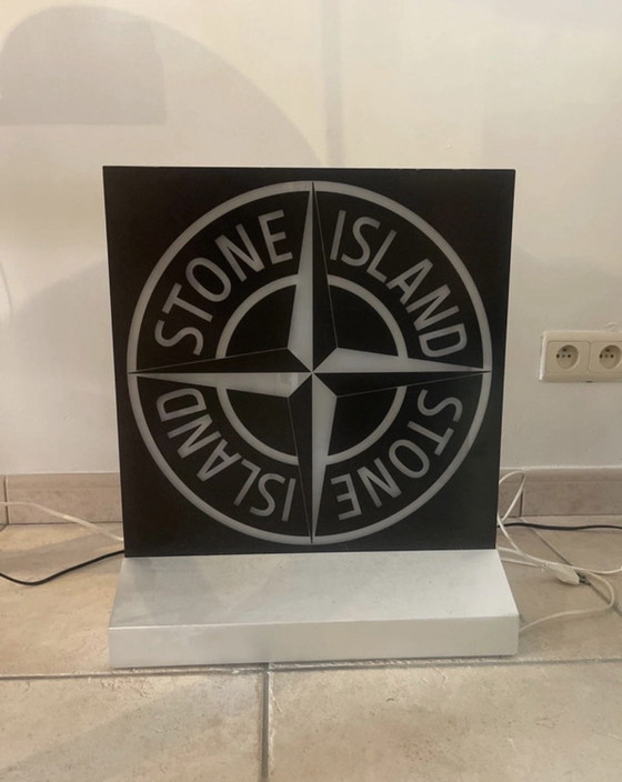 Stone Island Logo LED Display Lamp – Floor lights, Plastic, Aluminium (photo 2 of 5)