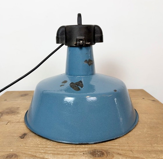 Industrial Blue Enamel Factory Lamp with Cast Iron Top, 1960s, Pendant lamps (photo 12 of 17)