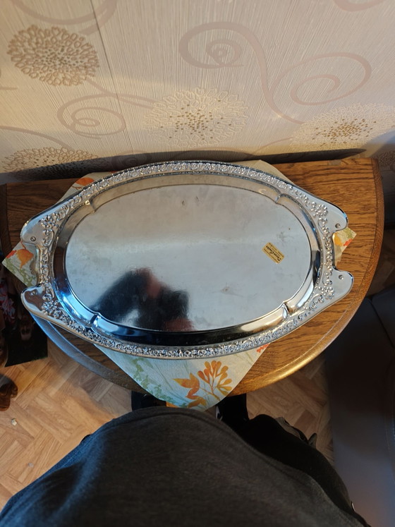 Plat de service vintage argenté – Accessoires de table, Métal (photo 6 of 9)
