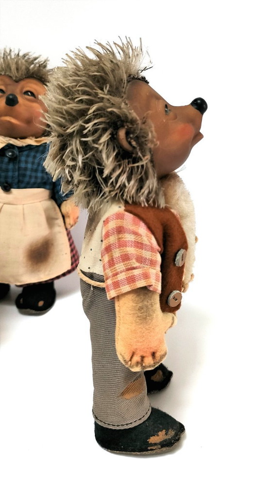 Image 1 of hedgehog family by Steiff