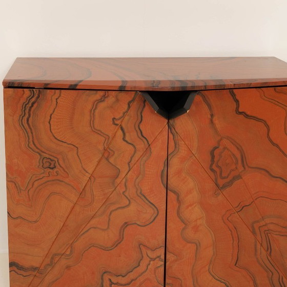 Image 1 of Bellissimo mobile asiatico dipinto a mano