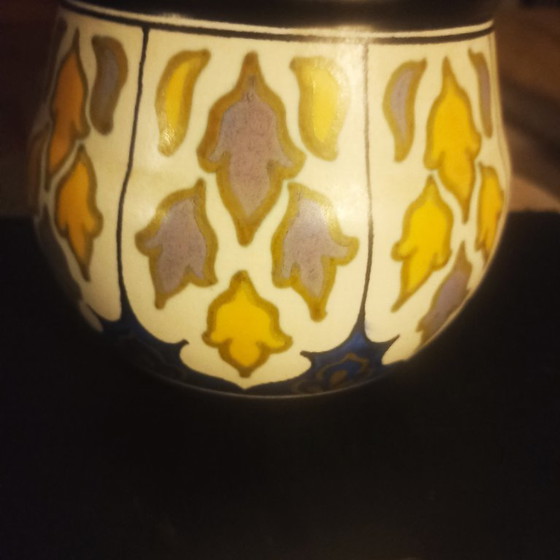 Image 1 of Art Deco Vase Sijna-Plateelbakkerij Zuid-Holland (1921) Mint condition.