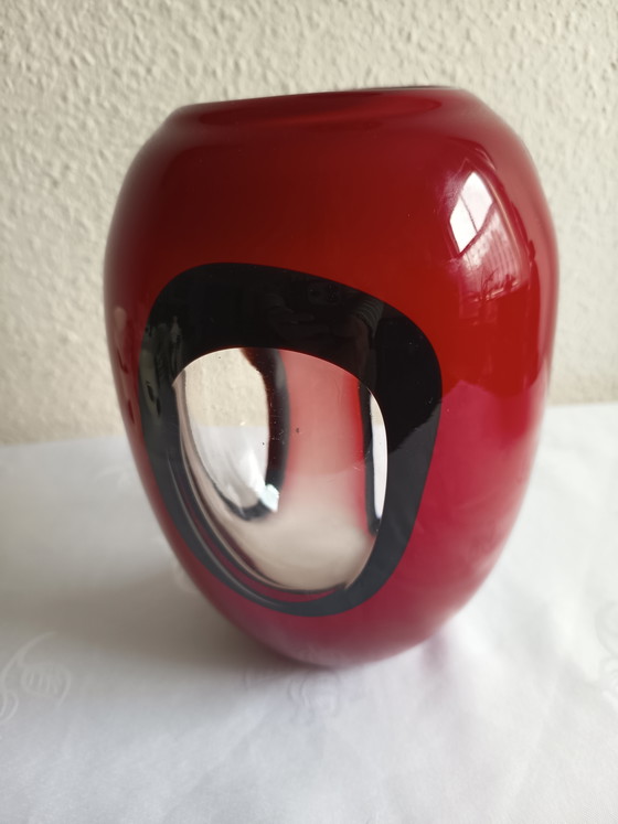 Murano Glas Vase – Handgefertigt, Rot Mit Modernem Design – Dekorative Objekte (photo 3 of 9)