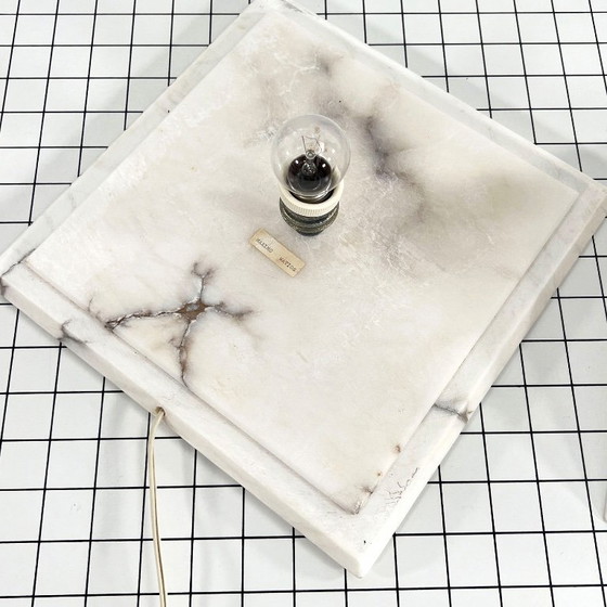 Image 1 of Lampada da tavolo a piramide di marmo, anni '80