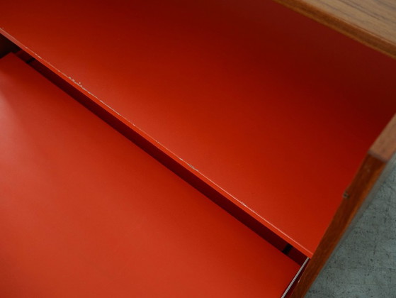Image 1 of Draaitafelkast, Deens ontwerp, jaren 70, gemaakt in Denemarken.