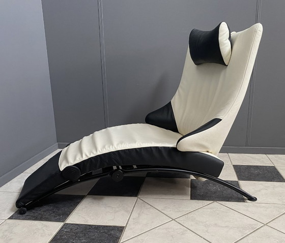 Image 1 of Sitzbank aus schwarzem und weißem Leder, Modell Solo 699, Design Stefan Heiliger, WK