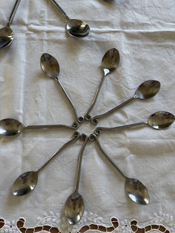 Image 1 of Service de table vintage français à motifs torsadés pour 8 personnes