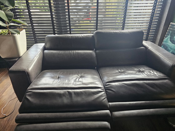 Image 1 of Divano elettrico in pelle a 2,5 posti