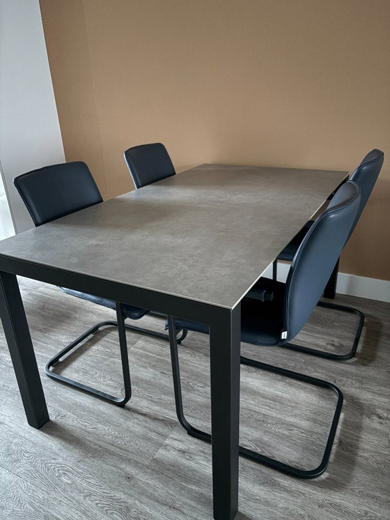 Image 1 of Bert Plantagie - 4 leather chairs 'Tara' - blue