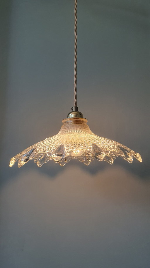 Lámpara colgante Holophane, Art Déco, Antigua. Cristal fundido.