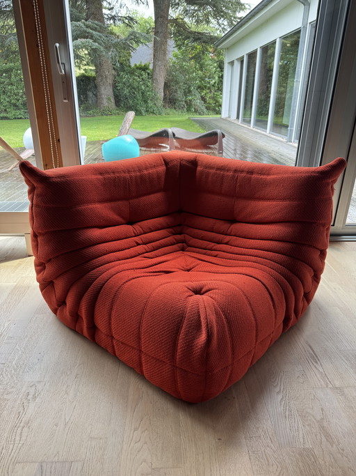 Divano angolare Togo di Ligne Roset