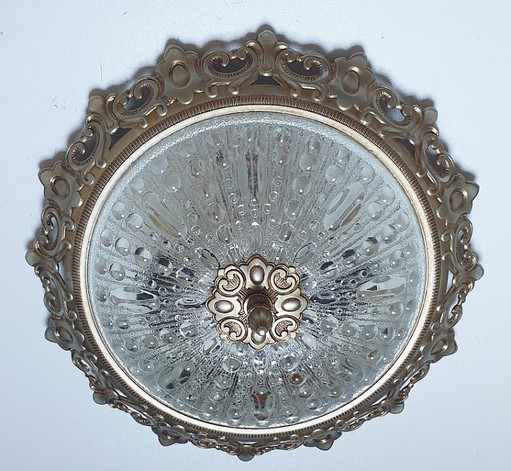 Grande lampada da soffitto classica e dal design unico