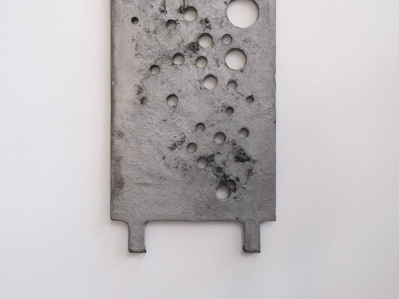 Brutalist Wall Art EO-017 – Perforated Steel Panel | EBBE OBJECTS – Bildhauerei, Metal (photo 7 of 11)