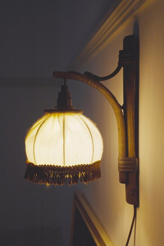 Dutch Vintage Bamboo Wall Sconce with Brown Fringed Fabric Shade – Wall lights, Textile (photo 9 of 10)