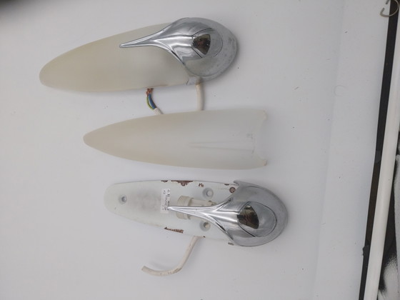 Image 1 of 1 Set aus 2 Idearte Espagna Wandleuchten aus mattiertem Glas im Art-Deco-Stil mit Chromfassung, 1980er Jahre, 35 cm hoch, 8 cm b