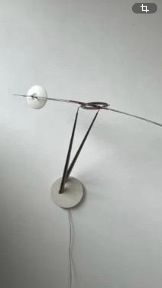Lampada da parete Tyuca di Ingo Maurer – Applique, Aluminium, polished steel (photo 3 of 5)