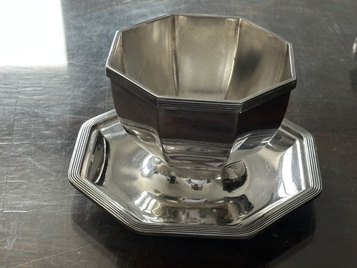 Sauce boat on silver plated metal tray Christofle Period 1930