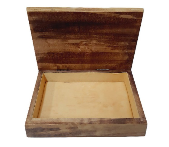 Image 1 of Scatola pirografica in legno vintage