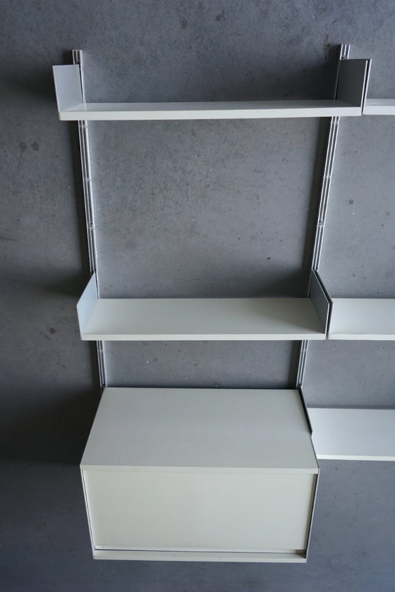 Image 1 of Estantería de pared modelo 606 de Dieter Rams para Vitsoe, década de 1960.