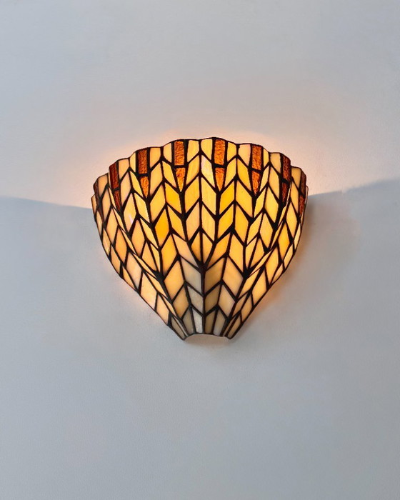 Paar vintage "glas-in-lood" koperen en glazen Wandlampen, Frankrijk 1970 (photo 6 of 8)