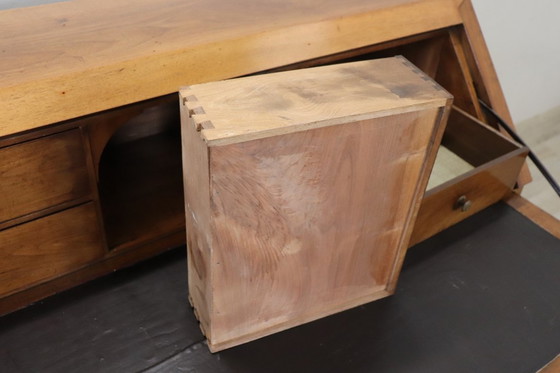 Image 1 of Antiker Nussbaum-Schreibtisch, Italien 19.