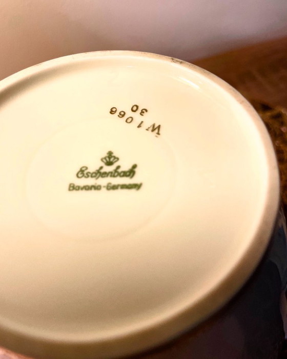 Image 1 of Eschenbach Bavaria theepot met gouden rand – Vintage porseleinen theepot Duitsland – 20 cm – Klassiek elegant