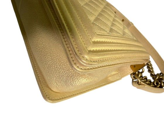 Image 1 of Chanel Boy tas
