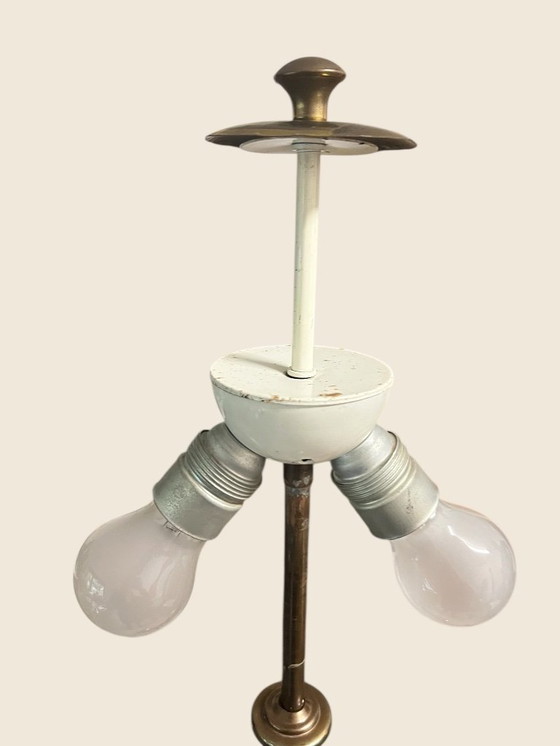 Image 1 of Impressionante lampada da terra Art Déco in ottone patinato