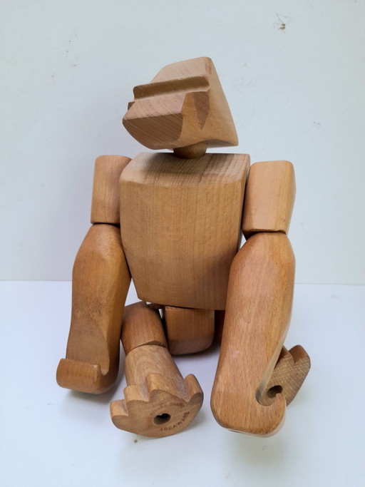 Hanno de Gorilla - door David Weeks Studio voor Aeraware