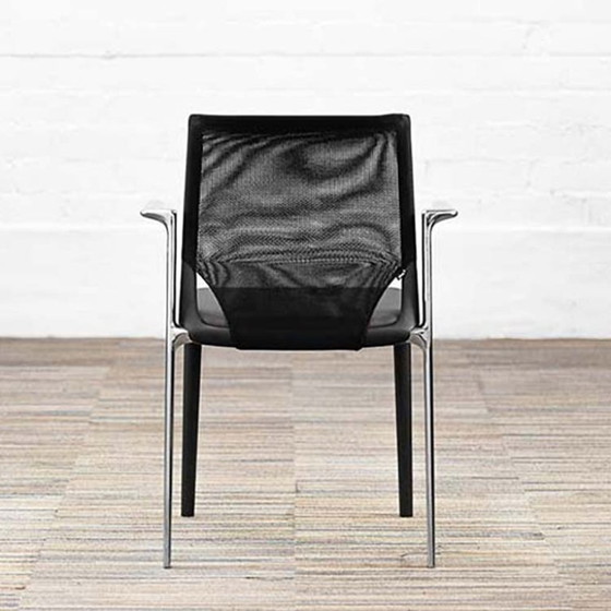 Image 1 of Vitra Medaslim Vergaderstoel