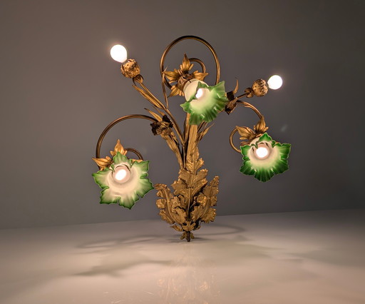 Art Nouveau kastanjeblad en groen glazen wandlamp, 1900