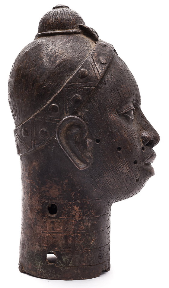 Image 1 of Bronzen kop