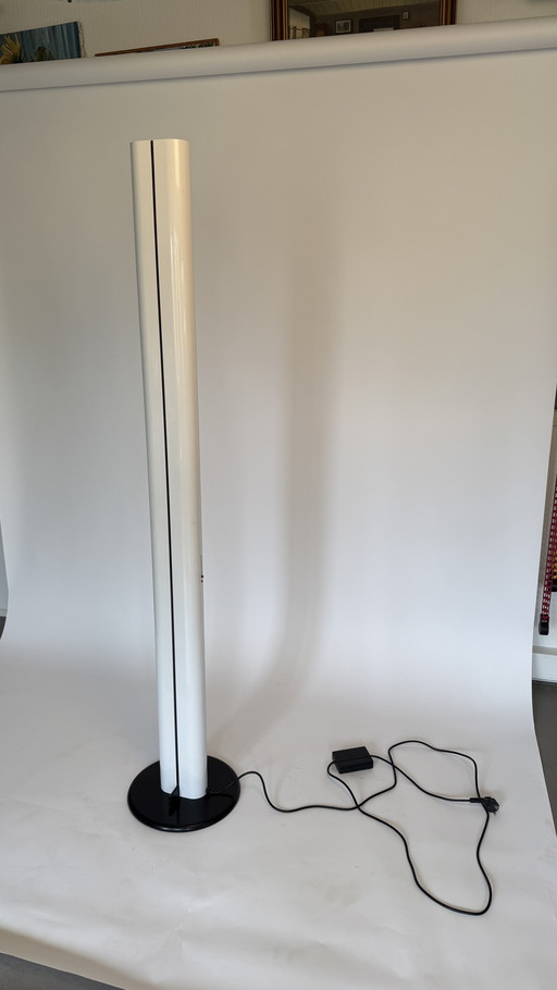 Lámpara de pie Artimide Megaron