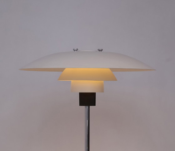 Image 1 of Lampe de table vintage Louis Poulsen PH3/4