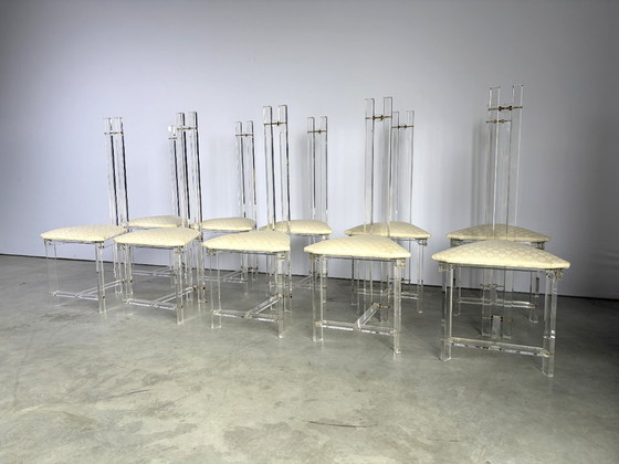 Sedie da pranzo in ottone e lucite, set di 10 - anni '70 – Plexiglass, Textile (photo 12 of 17)