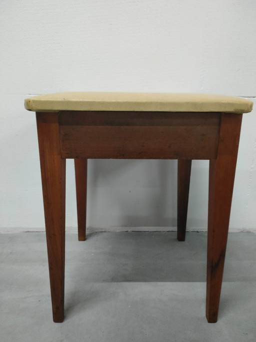 Vintage-Beistellhocker im skandinavischen Stil, Sitzfläche aus Kunstleder, 60er/70er Jahre