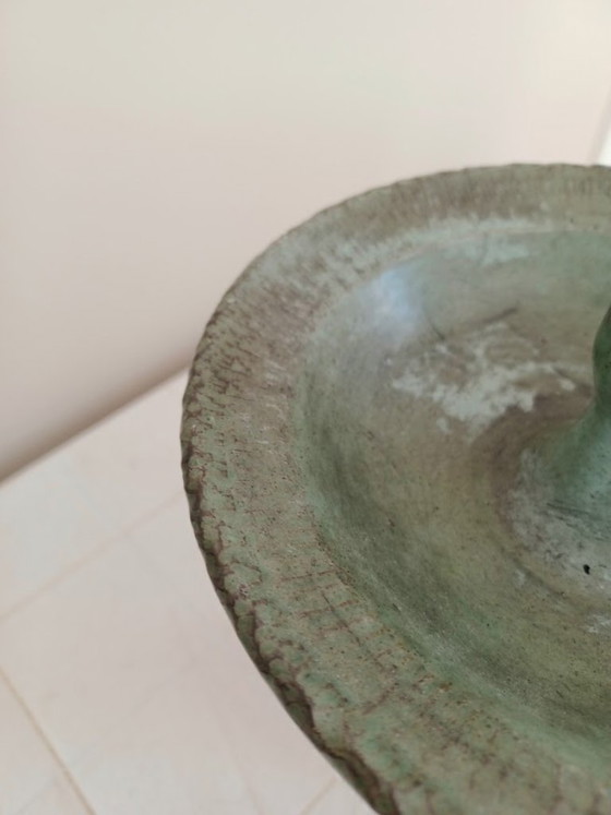 Céramique de studio Mid-Century. Bougeoir Tazza fait main avec glaçure céladon. Signé. (photo 8 of 9)