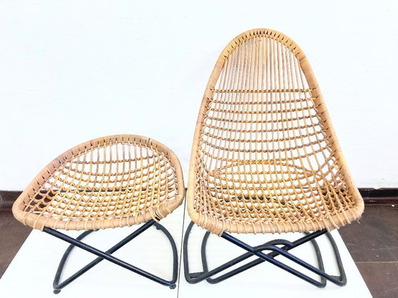 Image 1 of 2 armchairs with stool in rattan 60s design