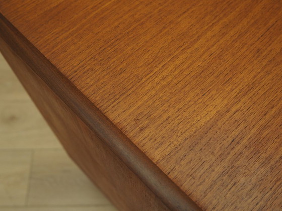 Mobile danese in teak con ante scorrevoli, Mid-Century Modern, anni '70 – Armadi contenitori, Legno (photo 9 of 15)
