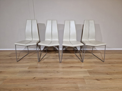4 sedie da pranzo Montis Ivy in pelle color crema