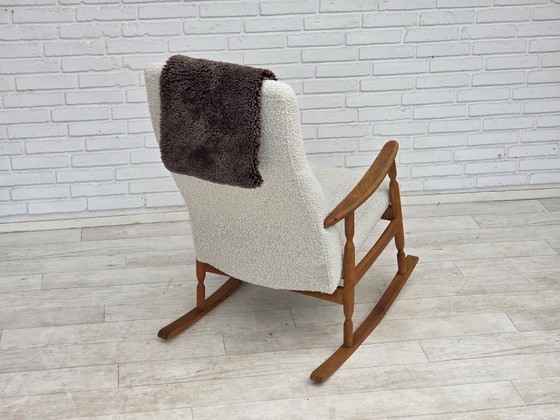 Anni '70, design scandinavo, sedia a dondolo con schienale alto, rivestita. – Sedie a dondolo, Tessile (photo 14 of 24)
