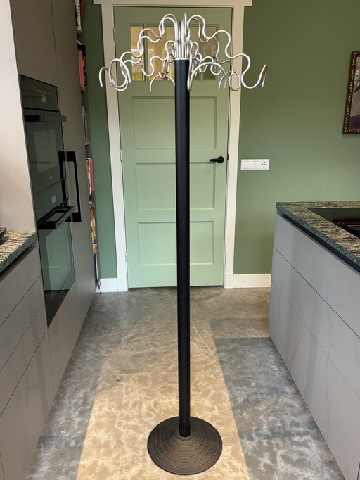 Perchero de pie Curl