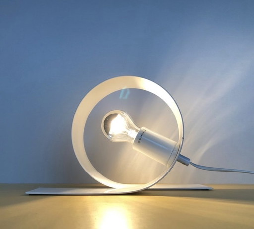 Massive - Made in Belgium - Looping lamp - table lamp - white lacquered - 90's