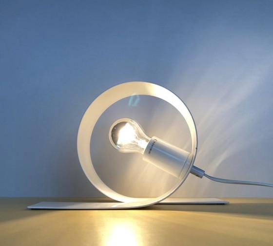Image 1 of Massive - Made in Belgium - Looping lamp - table lamp - white lacquered - 90's