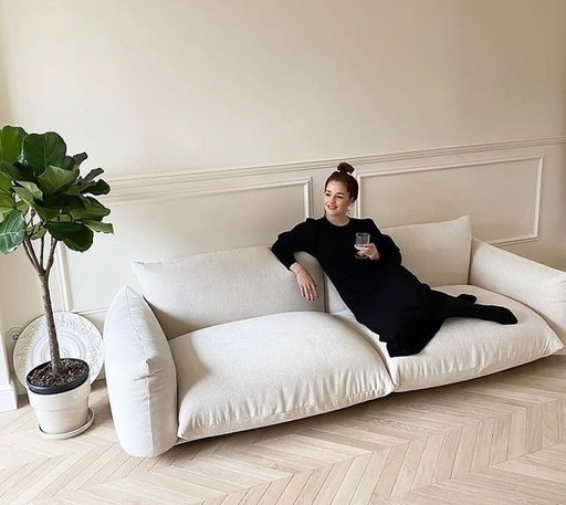 Arflex Marenco 4 seater sofa 96x255cm in fabric T show model