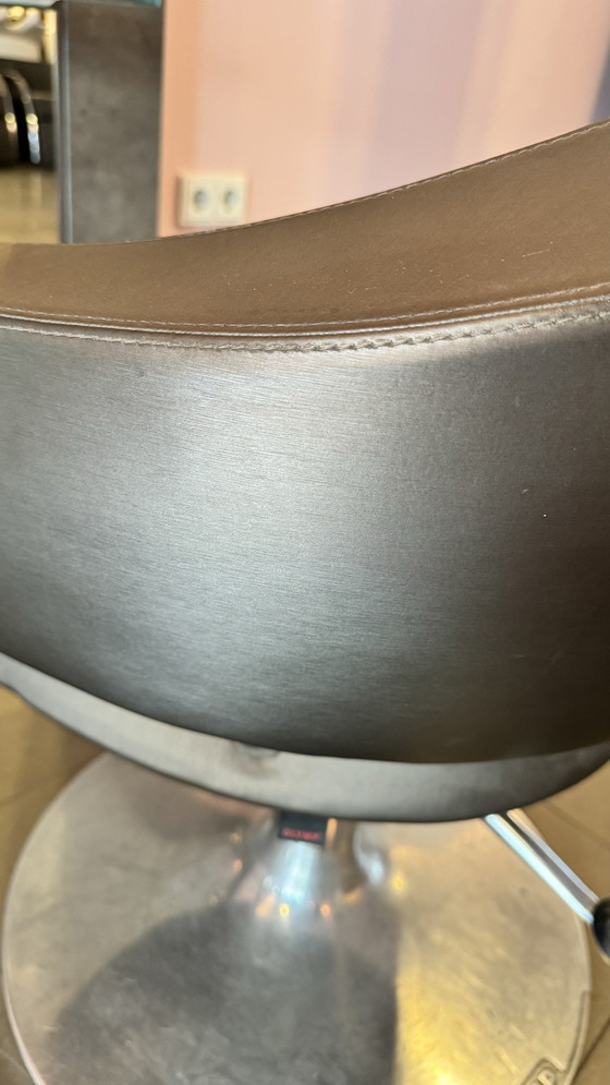 Image 1 of 2 X Sillón OLYMP LOUNGE y espejo con capucha