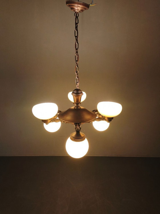 Image 1 of Lustre Art Déco tchèque en laiton et verre crème, années 1920