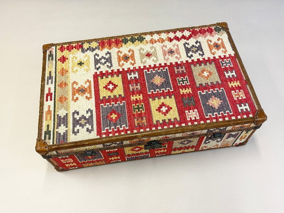 Image 1 of Kelim-Design-Couchtisch Bondstreet London