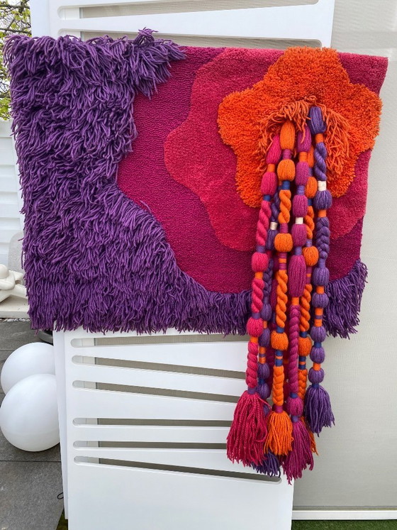 Image 1 of Wollteppich aus dem Weltraumzeitalter